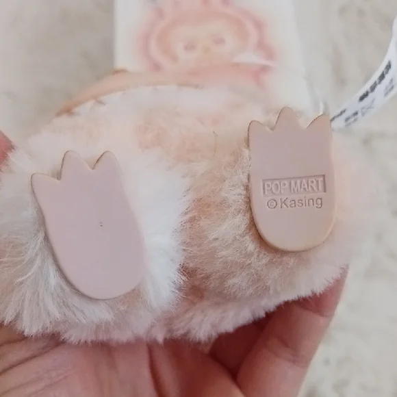 (Happiness) Authentic Pop Mart Big Into Energy Labubu - Open Box - Picture 7 of 17